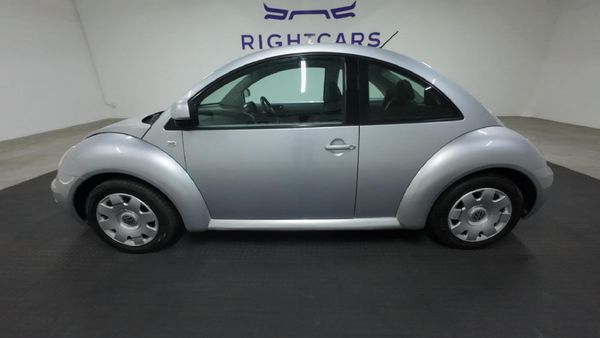 2001-Volkswagen-Beetle-20-Highline image:6