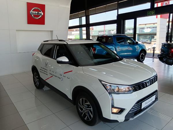 2025-Mahindra-XUV-300-12T-W8 image:1