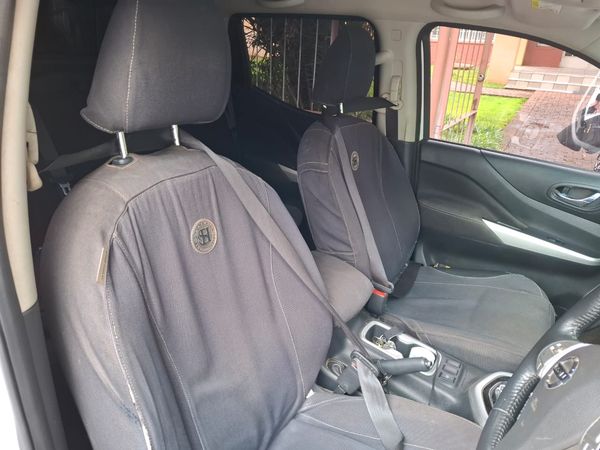 2019-Nissan-Navara-23D-SE-Auto-Double-Cab image:4