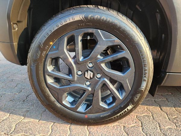 2026-Suzuki-Fronx-15-GL image:15