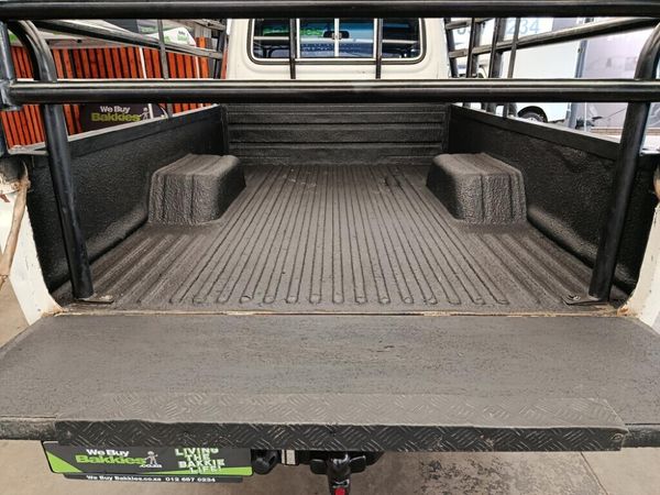 2005-Toyota-Land-Cruiser-70-45-Single-Cab image:13