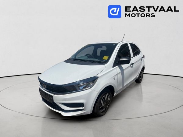 2025-TATA-Tiago-12-XM image:2