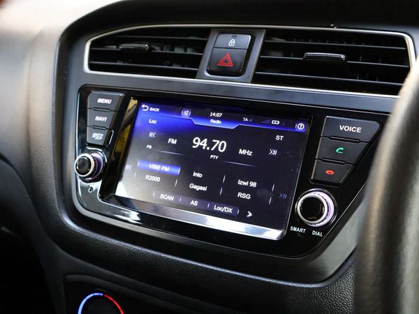 2020-Hyundai-i20-14-Motion-Auto image:16