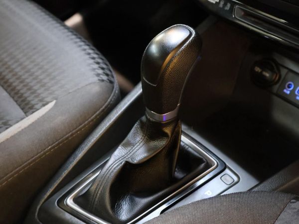 2020-Hyundai-i20-14-Motion-Auto image:20