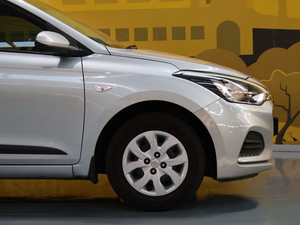 2020-Hyundai-i20-14-Motion-Auto image:6