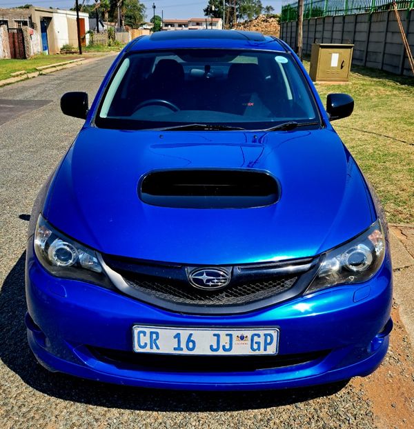 2011-Subaru-Impreza-WRX-25-Premium image:1