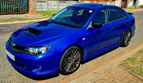 2011-Subaru-Impreza-WRX-25-Premium image:2
