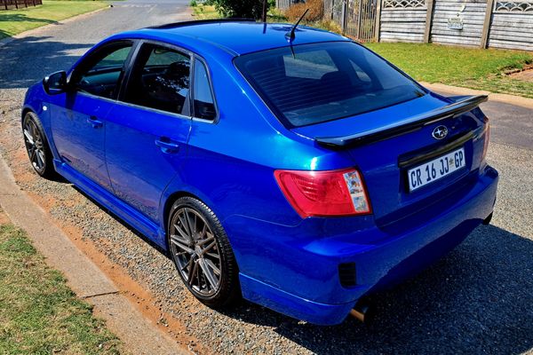 2011-Subaru-Impreza-WRX-25-Premium image:3
