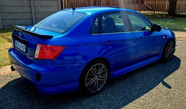 2011-Subaru-Impreza-WRX-25-Premium image:5