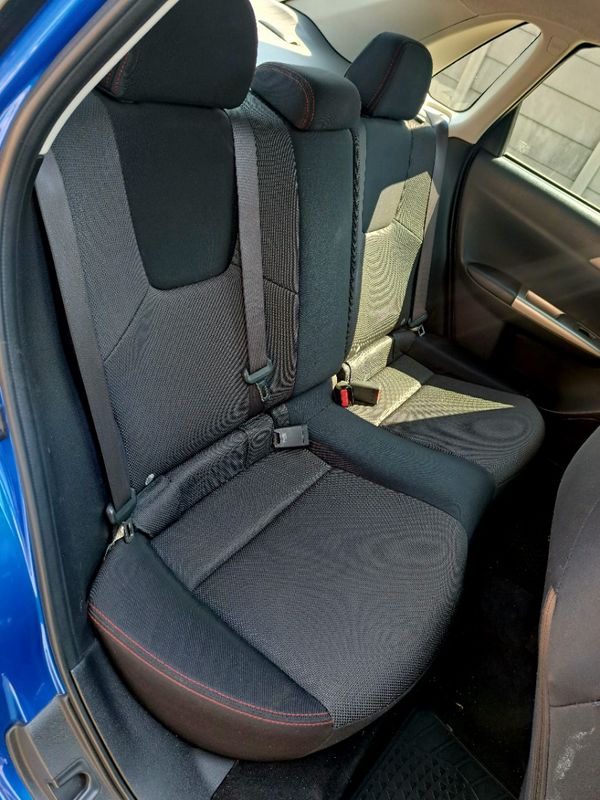 2011-Subaru-Impreza-WRX-25-Premium image:6