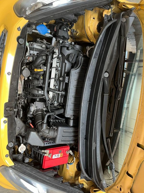 2013-Kia-Picanto-12-EX-Auto image:4