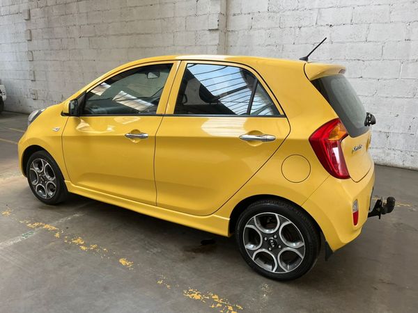 2013-Kia-Picanto-12-EX-Auto image:5