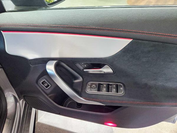 2025-Mercedes-AMG-CLA-35-4Matic image:11