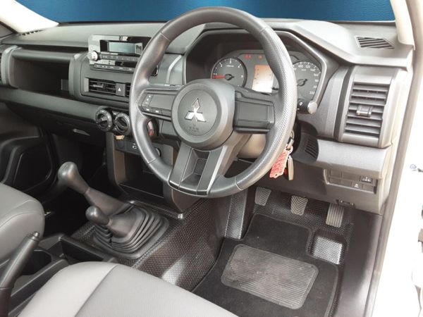 2025-Mitsubishi-Triton-Di-SC-Gl-4x4-Single-Cab image:20