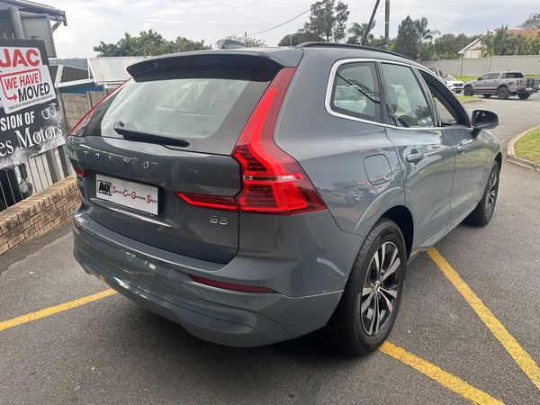 2022-Volvo-XC60-B5-Momentum-Geartronic image:4