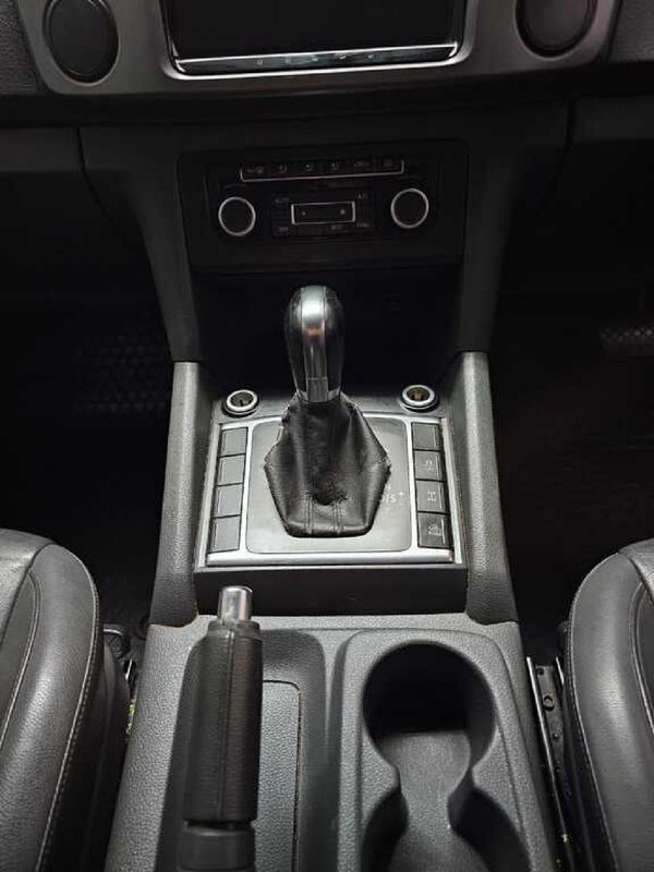 2013-Volkswagen-Amarok-20-BiTDI-Highline-132kW-4Motion-Auto-Double-Cab image:29
