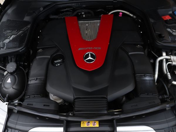 2021-Mercedes-AMG-C-Class-C43-AMG-4Matic image:14