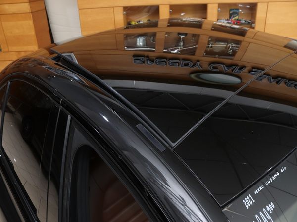 2021-Mercedes-AMG-C-Class-C43-AMG-4Matic image:7