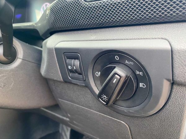 2025-Volkswagen-T-Cross-10-TSI-Life-Auto image:22