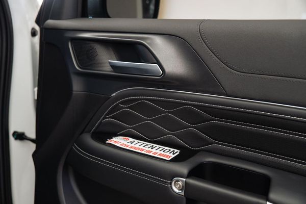 2026-GWM-Tank-300-24TD-Ultra-Luxury-4x4-Auto image:21