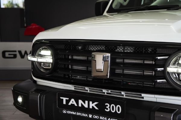2026-GWM-Tank-300-24TD-Ultra-Luxury-4x4-Auto image:6