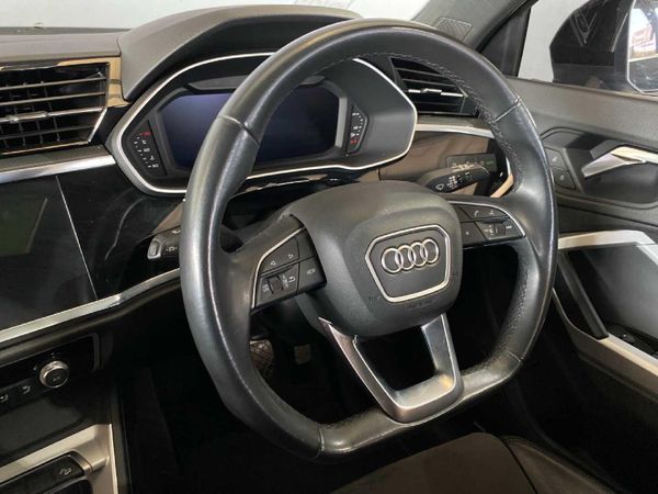 2022-Audi-Q3-20-TFSI-quattro-Auto-S-Line-40-TFSI image:15