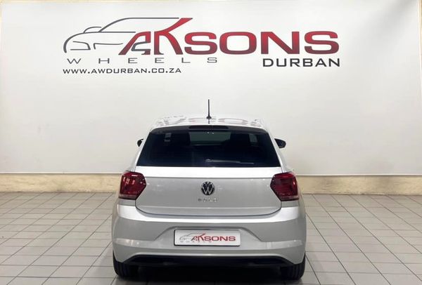 2021-Volkswagen-Polo-10-TSI-Comfortline-Auto image:2