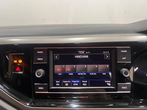2021-Volkswagen-Polo-10-TSI-Comfortline-Auto image:5