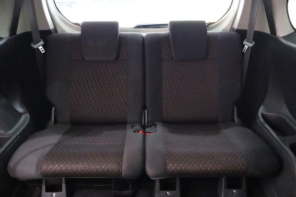 2019-Toyota-Avanza-15-SX-Auto image:13