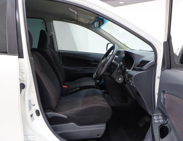 2019-Toyota-Avanza-15-SX-Auto image:16