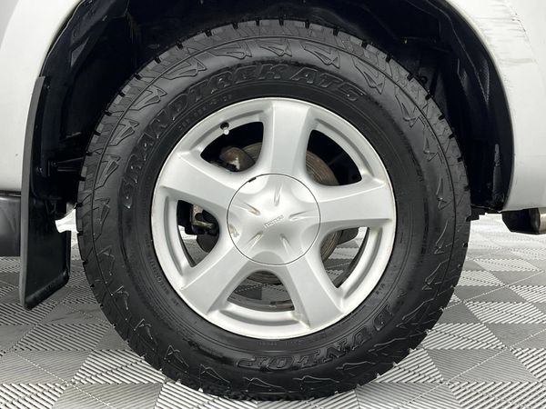 Used Isuzu KB 300 D-Teq LX Double-Cab for sale in Mpumalanga