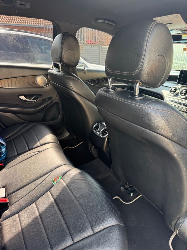 2018-Mercedes-Benz-GLC-Full-house-premium image:18