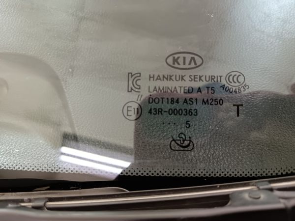 2015-Kia-Sportage-20-CRDi-Auto image:13