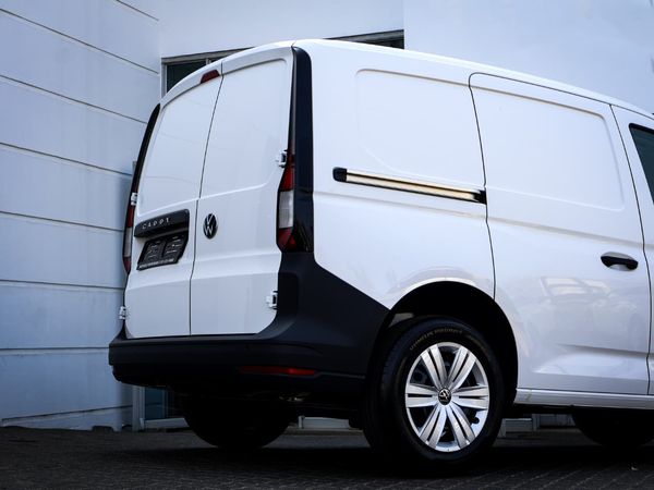 2025-Volkswagen-Caddy-Cargo-20-TDi-75-kw-Diesel-Manual image:15