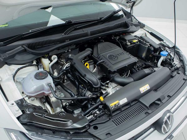 Used Volkswagen Polo TSI Life Auto for sale in Gauteng Cars