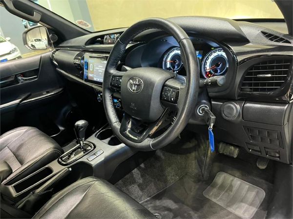 2019-Toyota-Hilux-28-GD-6-Raised-Body-Auto-Raider-Double-Cab image:6