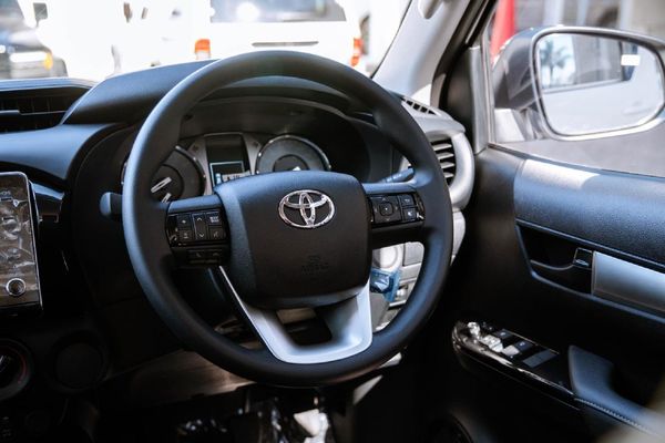 2026-Toyota-Hilux-24-GD-6-Raised-Body-Raider-Double-Cab image:13