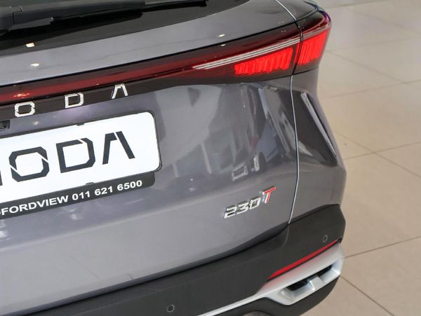 2026-Omoda-C5-15T-Elegance-X image:9