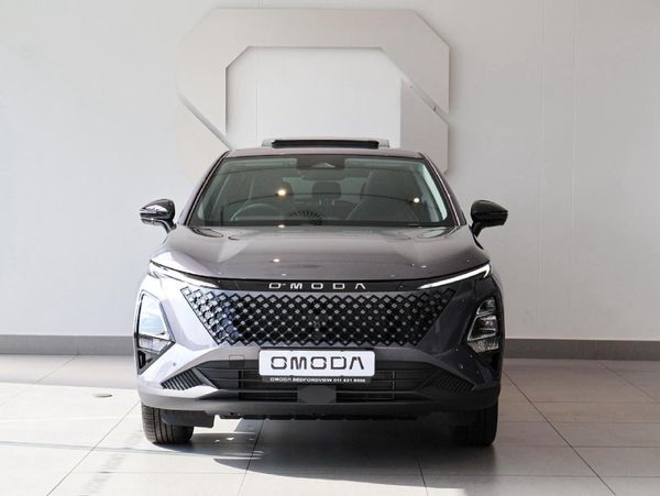 2026-Omoda-C5-15T-Elegance-X image:2
