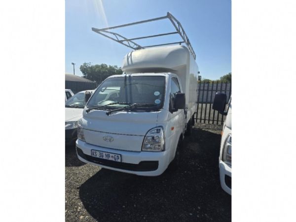 2022-Hyundai-H100-Bakkie-26D-Dropside image:3