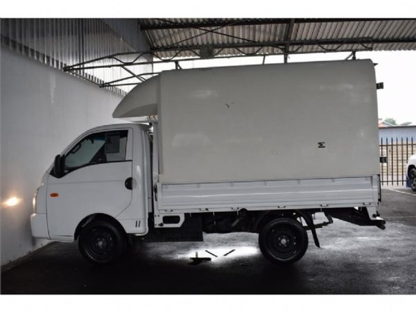 2022-Hyundai-H100-Bakkie-26D-Dropside image:6
