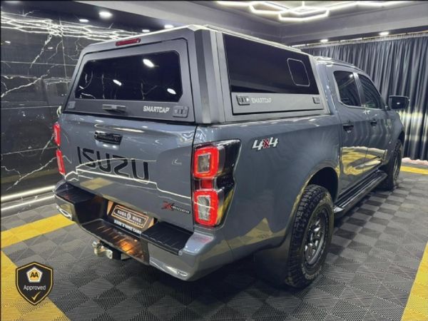 2025-Isuzu-D-Max-19-DDI-HR-X-Rider-4x4-Auto-Double-Cab image:16