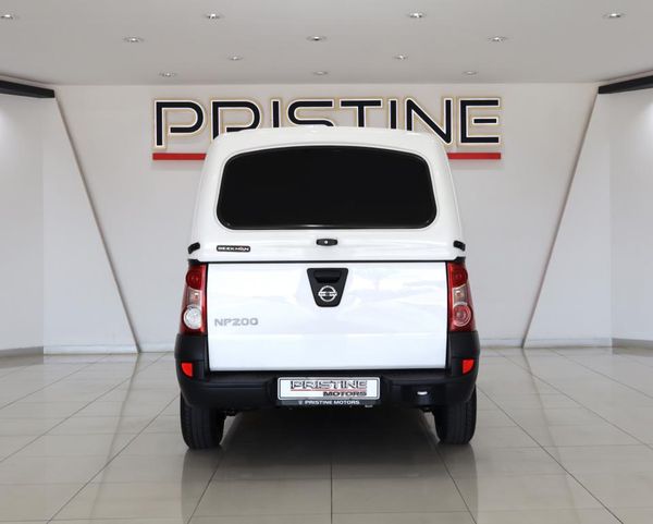 2021-Nissan-NP200-16 image:5
