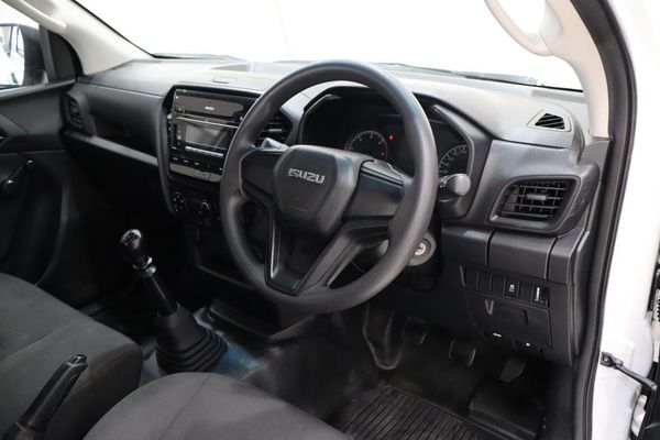 2021-Isuzu-D-Max-19-DDI-Single-Cab image:10