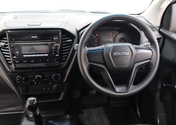 2021-Isuzu-D-Max-19-DDI-Single-Cab image:12