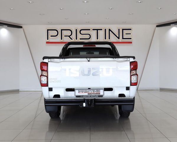 2021-Isuzu-D-Max-19-DDI-Single-Cab image:4