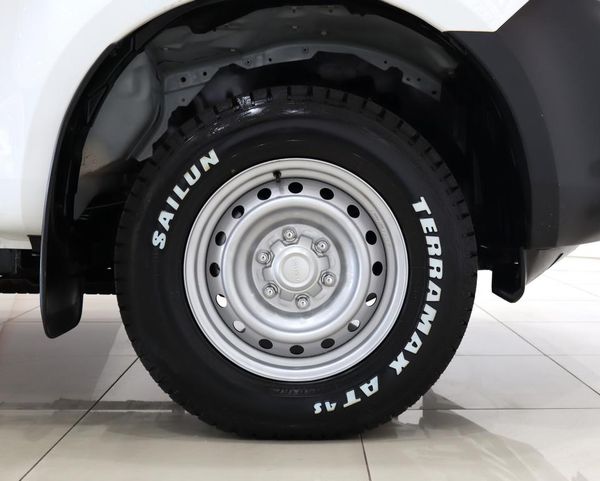 2021-Isuzu-D-Max-19-DDI-Single-Cab image:8