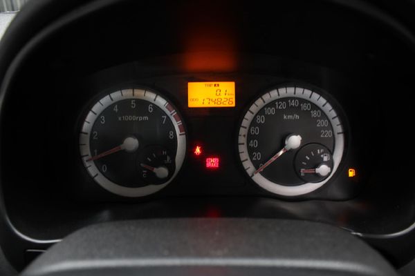 2006-Kia-Rio-14-High-5-dr image:10