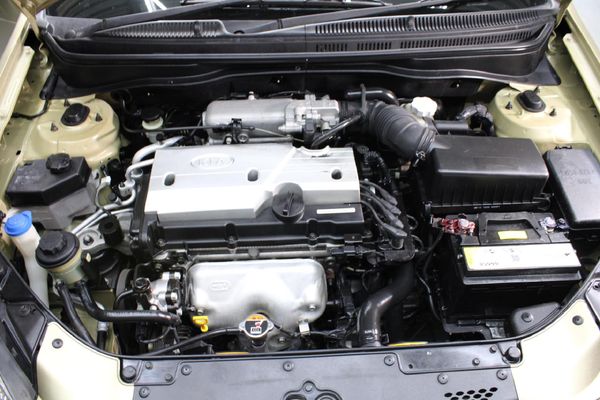 2006-Kia-Rio-14-High-5-dr image:17