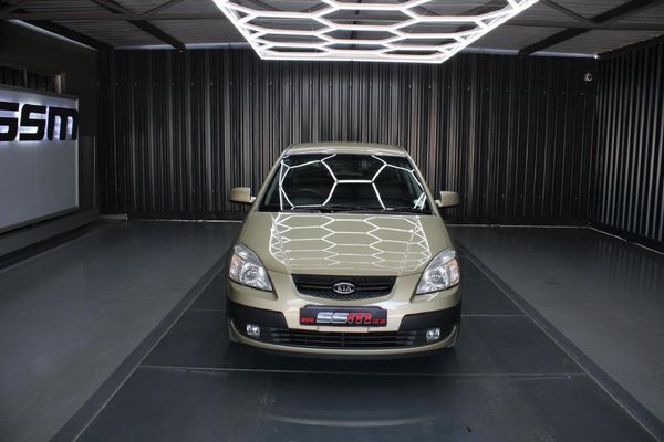 2006-Kia-Rio-14-High-5-dr image:1